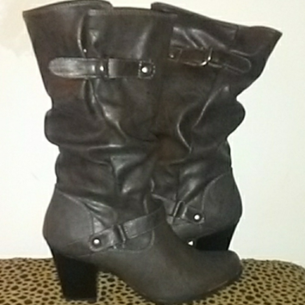 Gray Midcalf Boot